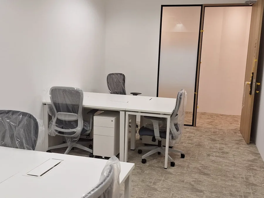 Completed office meeting room with glass partition